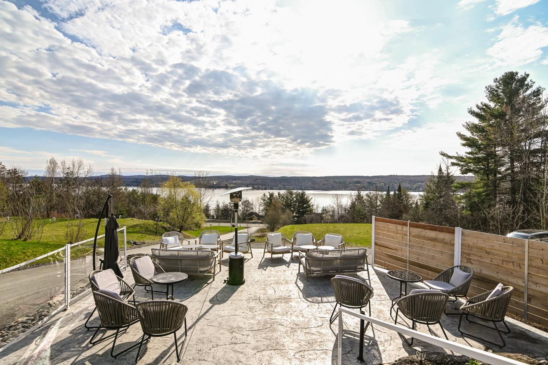 Au Sommet Du Lac Magog Esterno foto