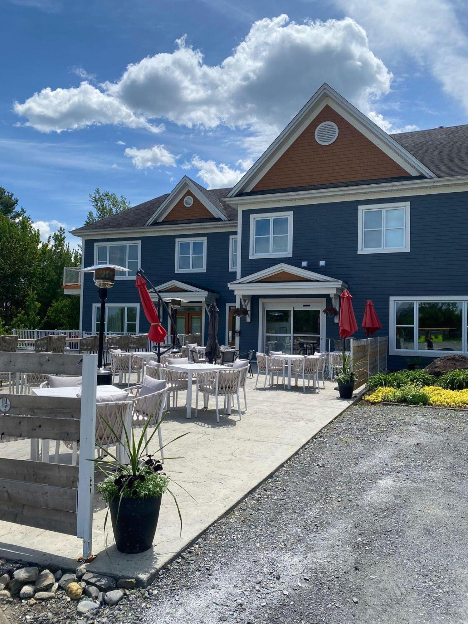 Location Au Sommet Du Lac Magog Esterno foto