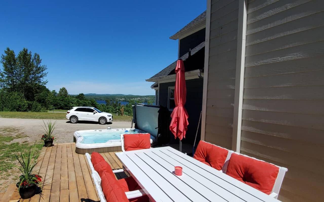 Location Au Sommet Du Lac Magog Esterno foto
